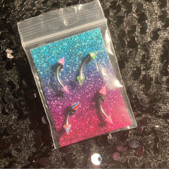 Eyebrow Piercing Barbell Curved Bent Banana Body Jewelry Emo Punk Goth Egirl NEW - Picture 2 of 7